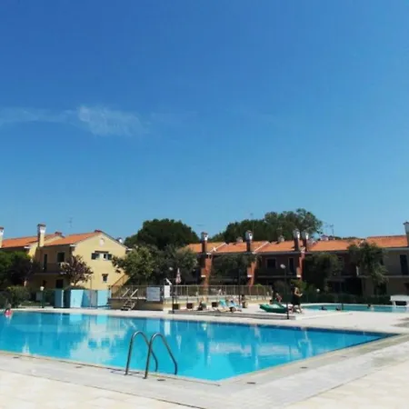 Appartamento Escape Cozy With Pool And Garden *