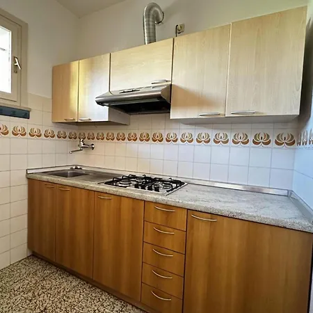 Apartment Cozy With Pool And Garden In *
