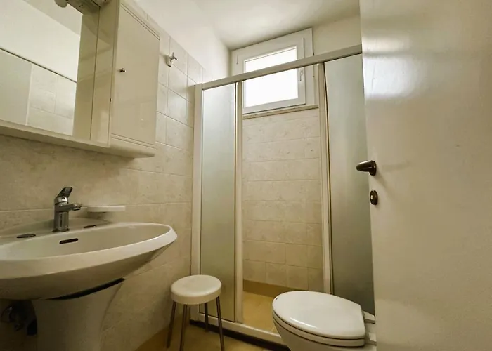 Cozy With Pool And Garden In Bibione