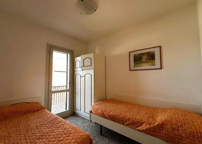 Appartement Cozy With Pool And Garden In